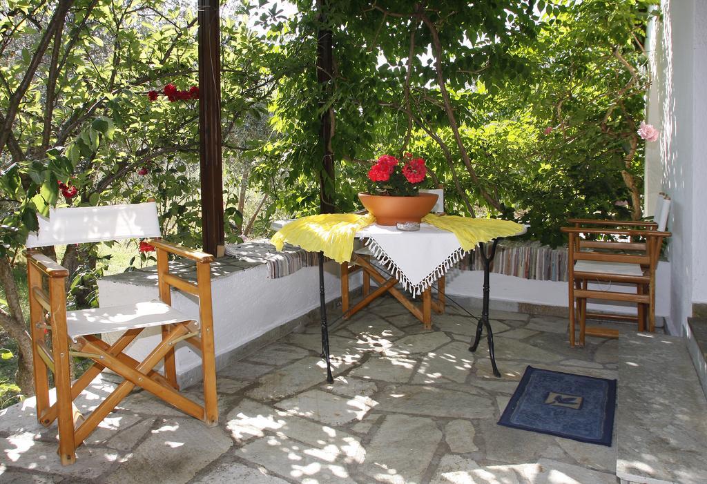 Artemis Bungalows Stafylos Exterior foto
